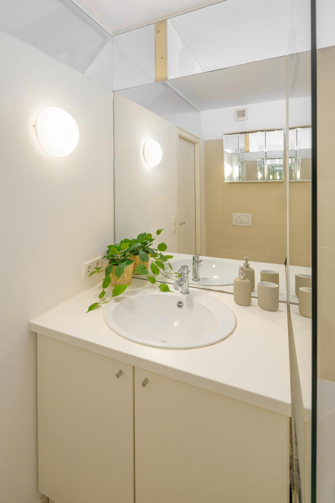 Gemuetliches, Ruhiges Apartment - 90M2 Mit Garten Und Terrasse Vienna Exterior photo